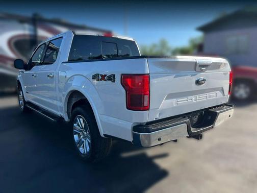 White 2018 Ford F-150 Lariat