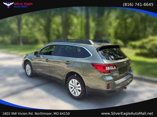 Green 2016 Subaru Outback 2.5i Premium