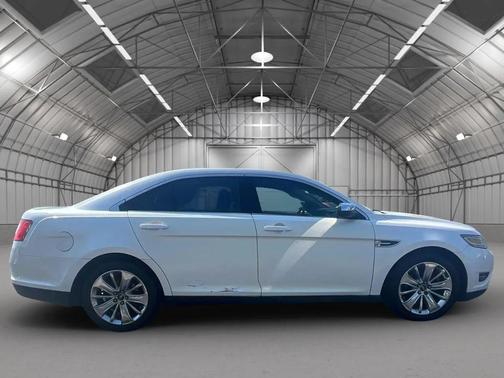 2011 Ford Taurus Limited