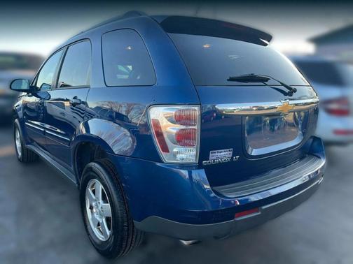 Blue 2008 Chevrolet Equinox LT