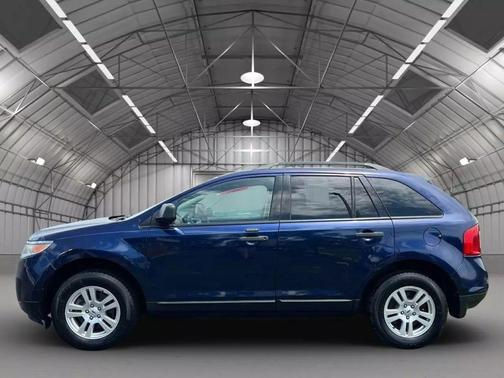 2011 Ford Edge SE