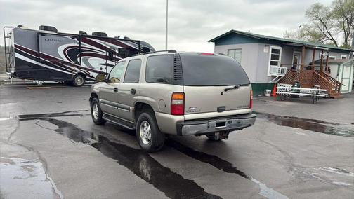 Silver 2002 Chevrolet Tahoe LS