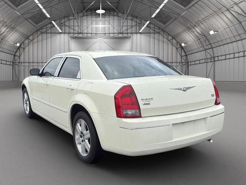 2005 Chrysler 300 Touring