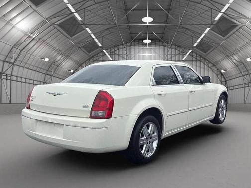 2005 Chrysler 300 Touring