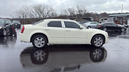 2005 Chrysler 300 Touring