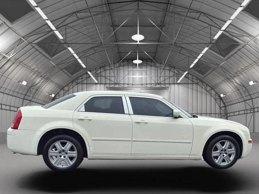 2005 Chrysler 300 Touring