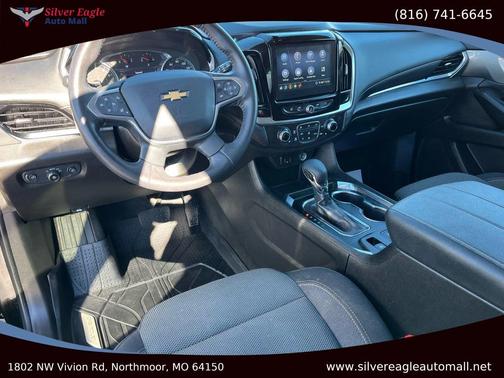 2021 Chevrolet Traverse LT Cloth