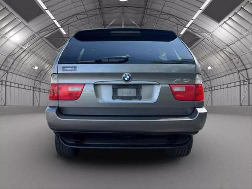 2004 BMW X5 3.0i