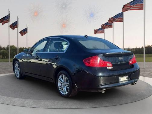 2013 INFINITI G37x Base