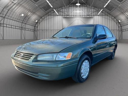 1999 Toyota Camry LE