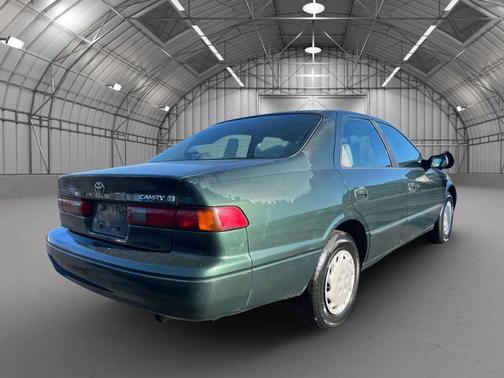 1999 Toyota Camry LE