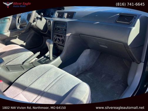 1999 Toyota Camry LE