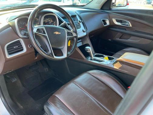 2011 Chevrolet Equinox 2LT