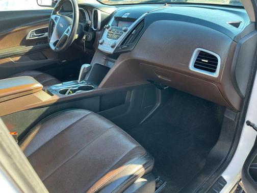 2011 Chevrolet Equinox 2LT