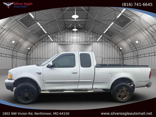 2003 Ford F-150 XLT
