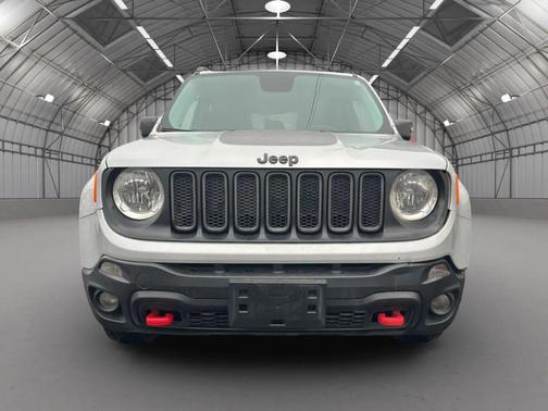 2017 Jeep Renegade Trailhawk