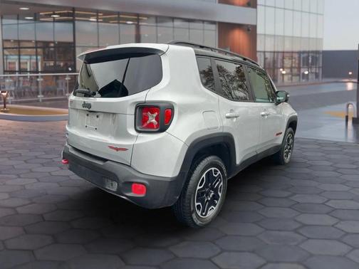 2017 Jeep Renegade Trailhawk