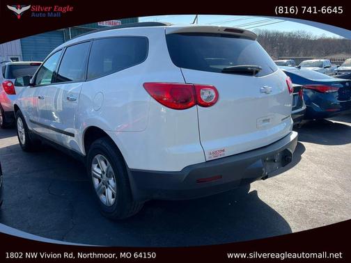 2011 Chevrolet Traverse LS