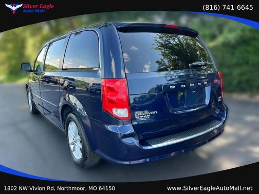 Blue 2014 Dodge Grand Caravan SXT