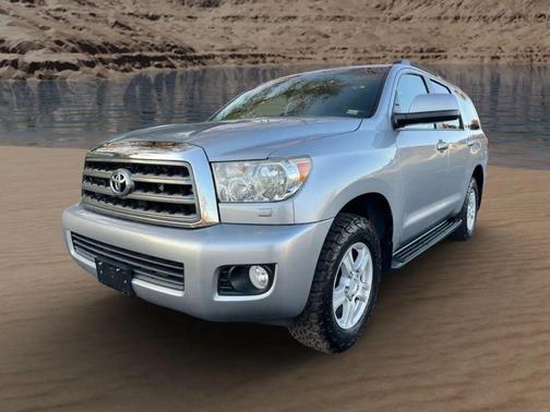 2017 Toyota Sequoia SR5