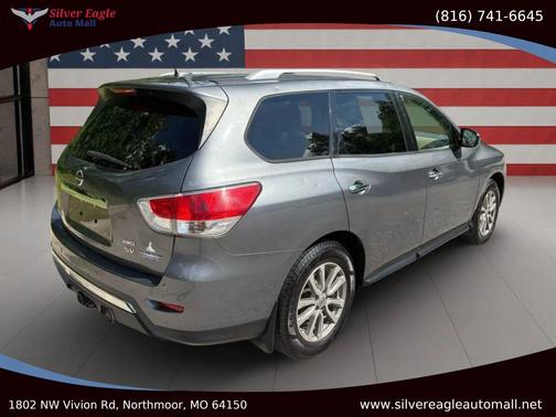 2015 Nissan Pathfinder SV