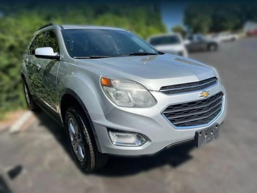 Silver 2017 Chevrolet Equinox 1LT
