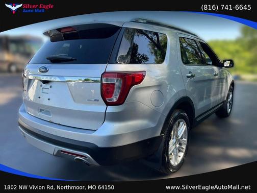 Silver 2016 Ford Explorer Limited