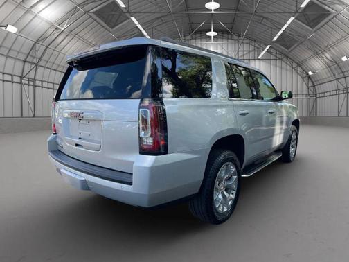 2017 GMC Yukon SLE