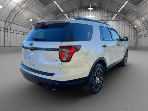 2019 Ford Explorer Sport
