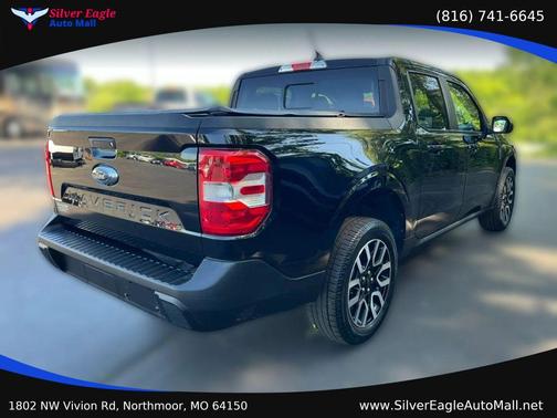 Black 2022 Ford Maverick Lariat