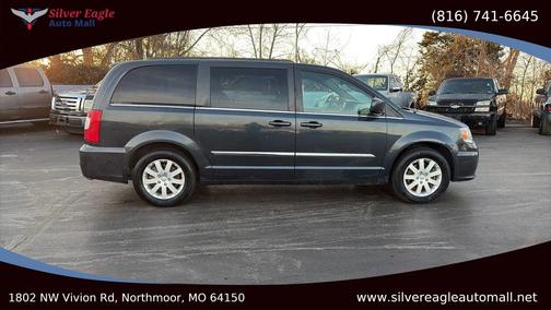 2014 Chrysler Town & Country Touring