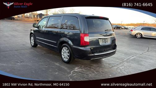 2014 Chrysler Town & Country Touring