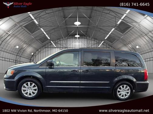 2014 Chrysler Town & Country Touring