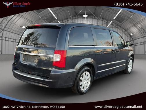 2014 Chrysler Town & Country Touring