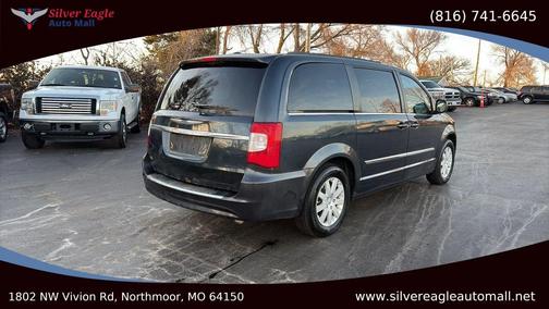 2014 Chrysler Town & Country Touring