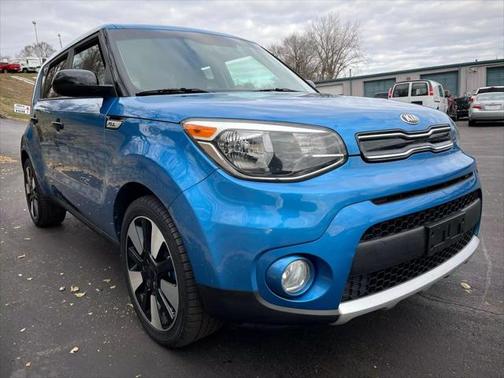 2017 Kia Soul +