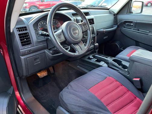 2012 Jeep Liberty Sport