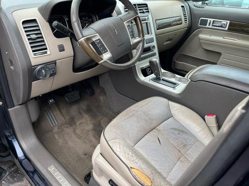 2008 Lincoln MKX Base