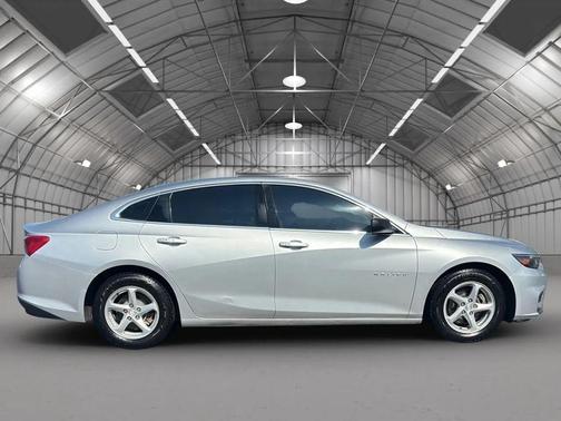 2016 Chevrolet Malibu LS