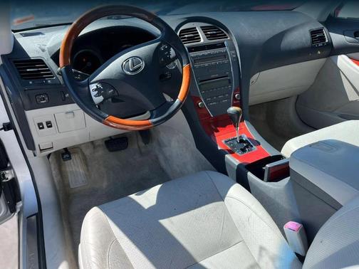 Silver 2007 Lexus ES 350 Base