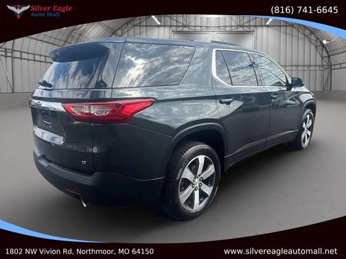 Gray 2018 Chevrolet Traverse LT Leather