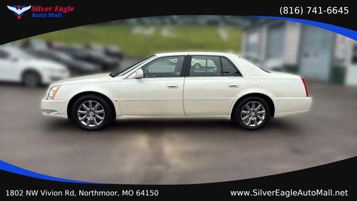 White Diamond Tricoat 2009 Cadillac DTS 1SC