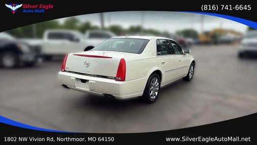White Diamond Tricoat 2009 Cadillac DTS 1SC