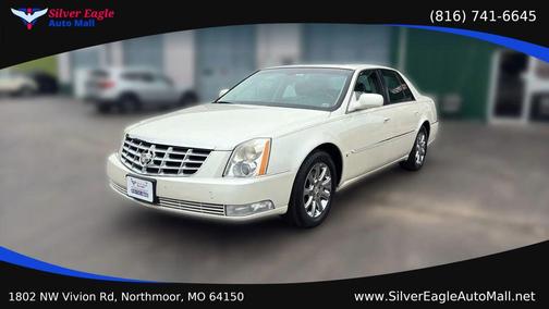 White Diamond Tricoat 2009 Cadillac DTS 1SC
