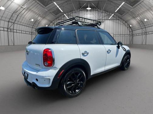 2011 MINI Cooper S Countryman Base