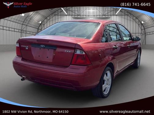 Red 2005 Ford Focus ZX4 S