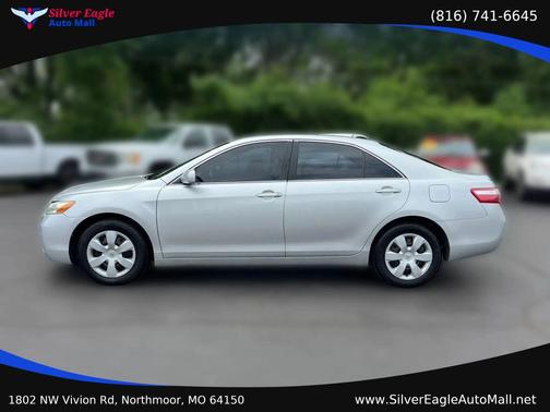 SILVER 2008 Toyota Camry LE