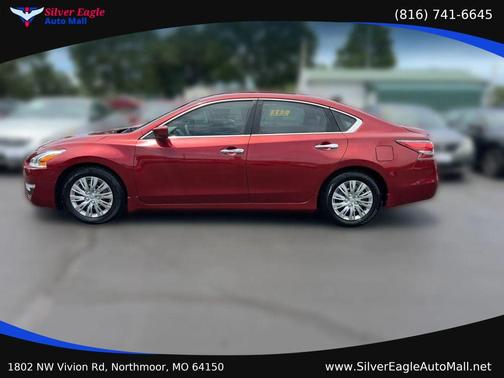 Red 2015 Nissan Altima 2.5 S