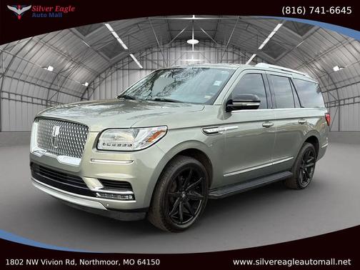 2019 Lincoln Navigator Standard