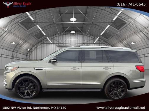 2019 Lincoln Navigator Standard